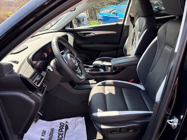 Used 2025 Buick Envision Sport Touring AWD/4WD image 8