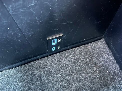 Used 2023 Toyota Tacoma TRD Sport w/ Technology Package AWD/4WD image 33