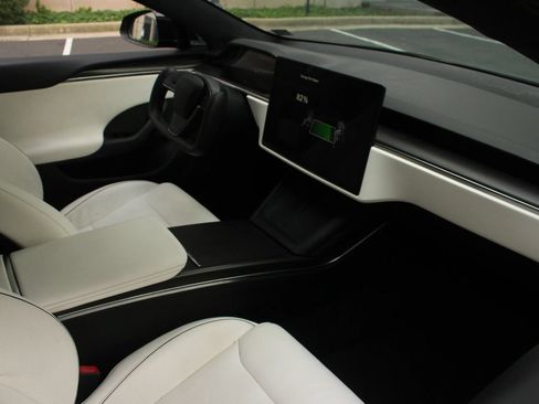 Used 2021 Tesla Model S Plaid AWD/4WD image 27