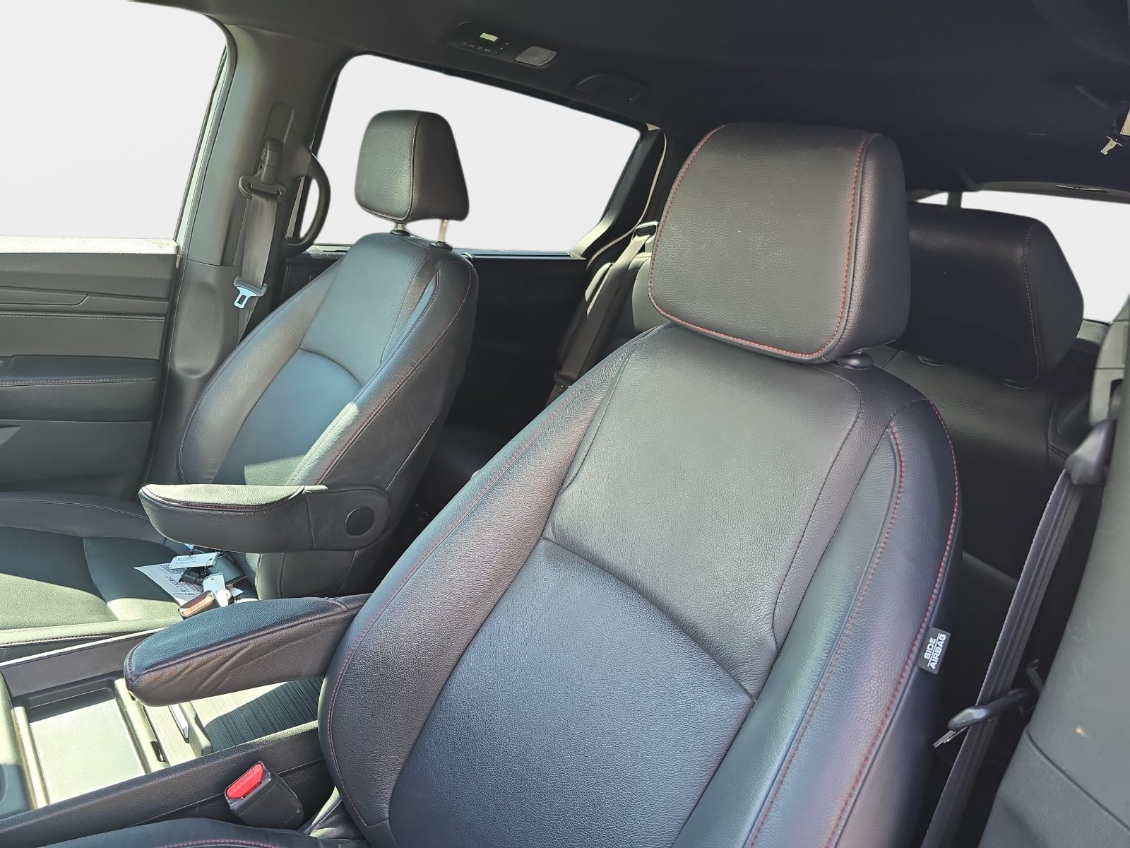 Used 2024 Honda Odyssey Sport image 10