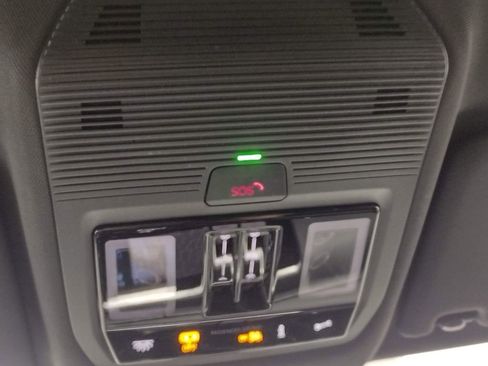 New 2026 Volkswagen Atlas Cross Sport SEL R-Line image 36