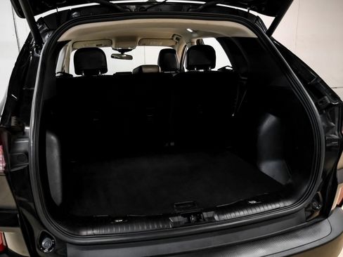 Used 2021 Ford Escape SEL image 47