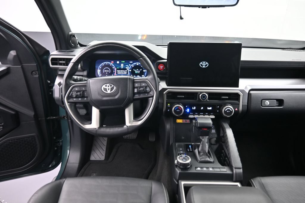 Used 2025 Toyota 4Runner TRD Off-Road Premium w/ Tow Technology Package AWD/4WD image 11