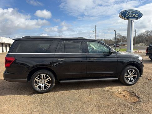 Used 2024 Ford Expedition Max Limited image 6