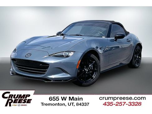 Used 2020 MAZDA MX-5 Miata Club w/ Interior Package RWD image 1
