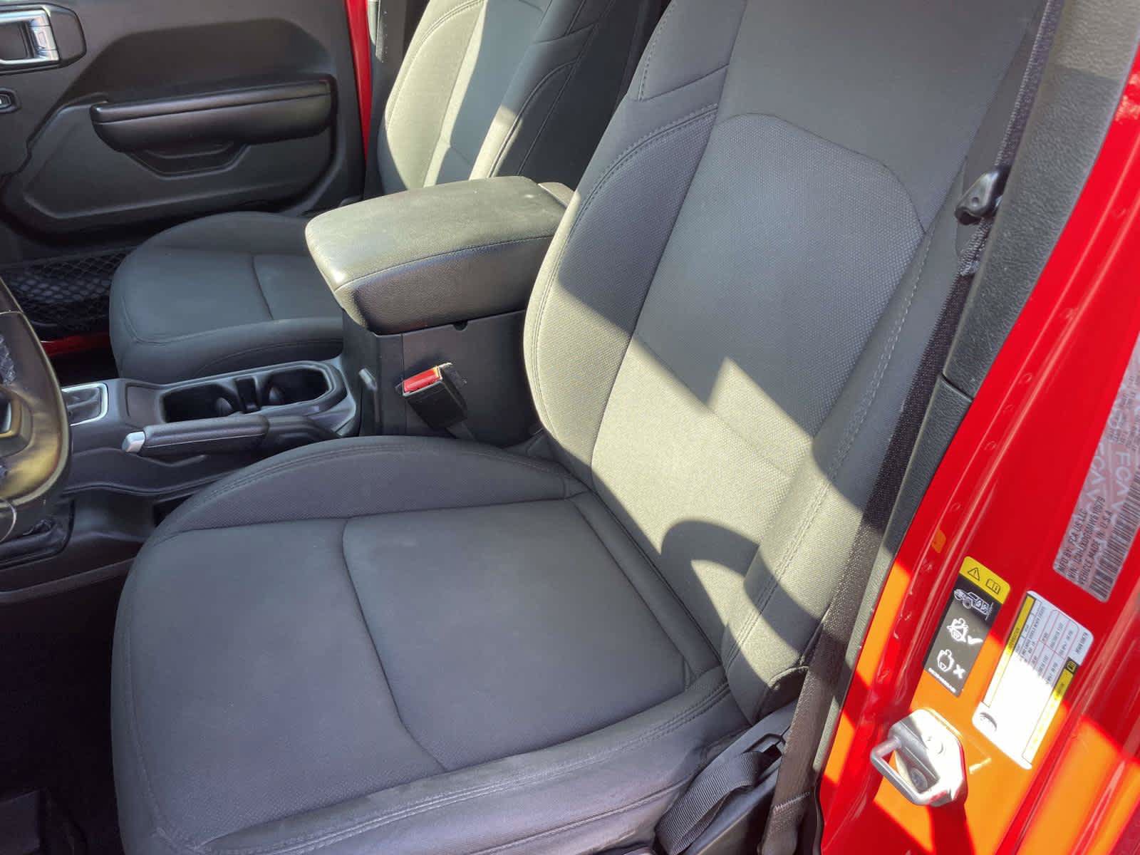Used 2021 Jeep Wrangler Unlimited Sport AWD/4WD image 17