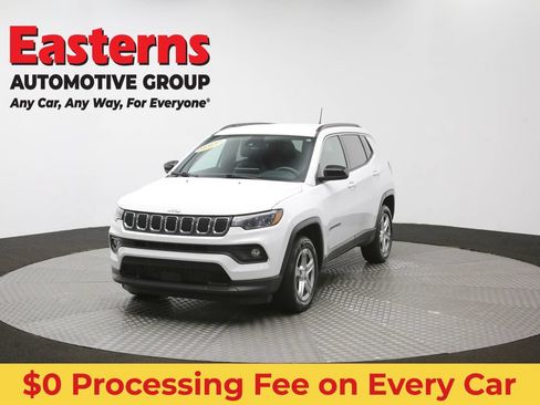 Used 2024 Jeep Compass Latitude AWD/4WD image 54