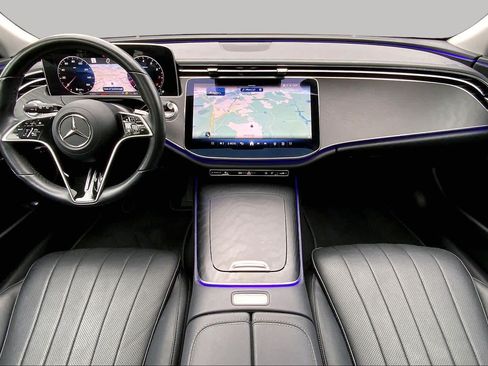 Used 2025 Mercedes-Benz E 450 4MATIC All-Terrain Wagon image 16
