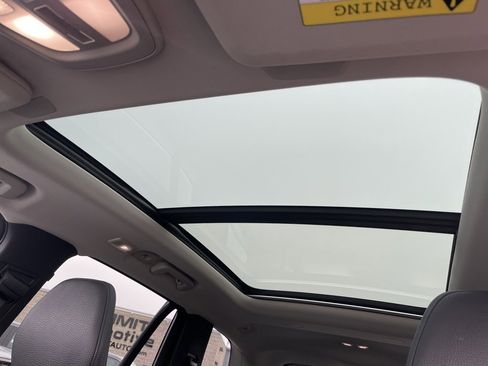 Used 2023 Volvo XC90 B5 Plus image 20