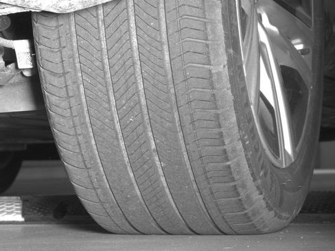 Certified 2024 Cadillac Lyriq Tech RWD image 16