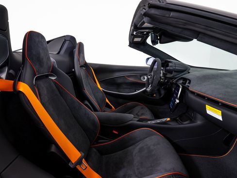 New 2026 McLaren Artura Spider RWD image 21