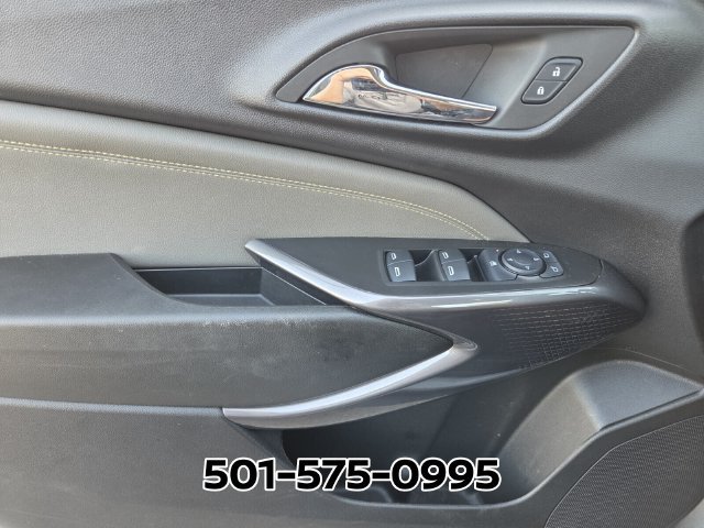 Used 2025 Chevrolet Trax ACTIV FWD image 32