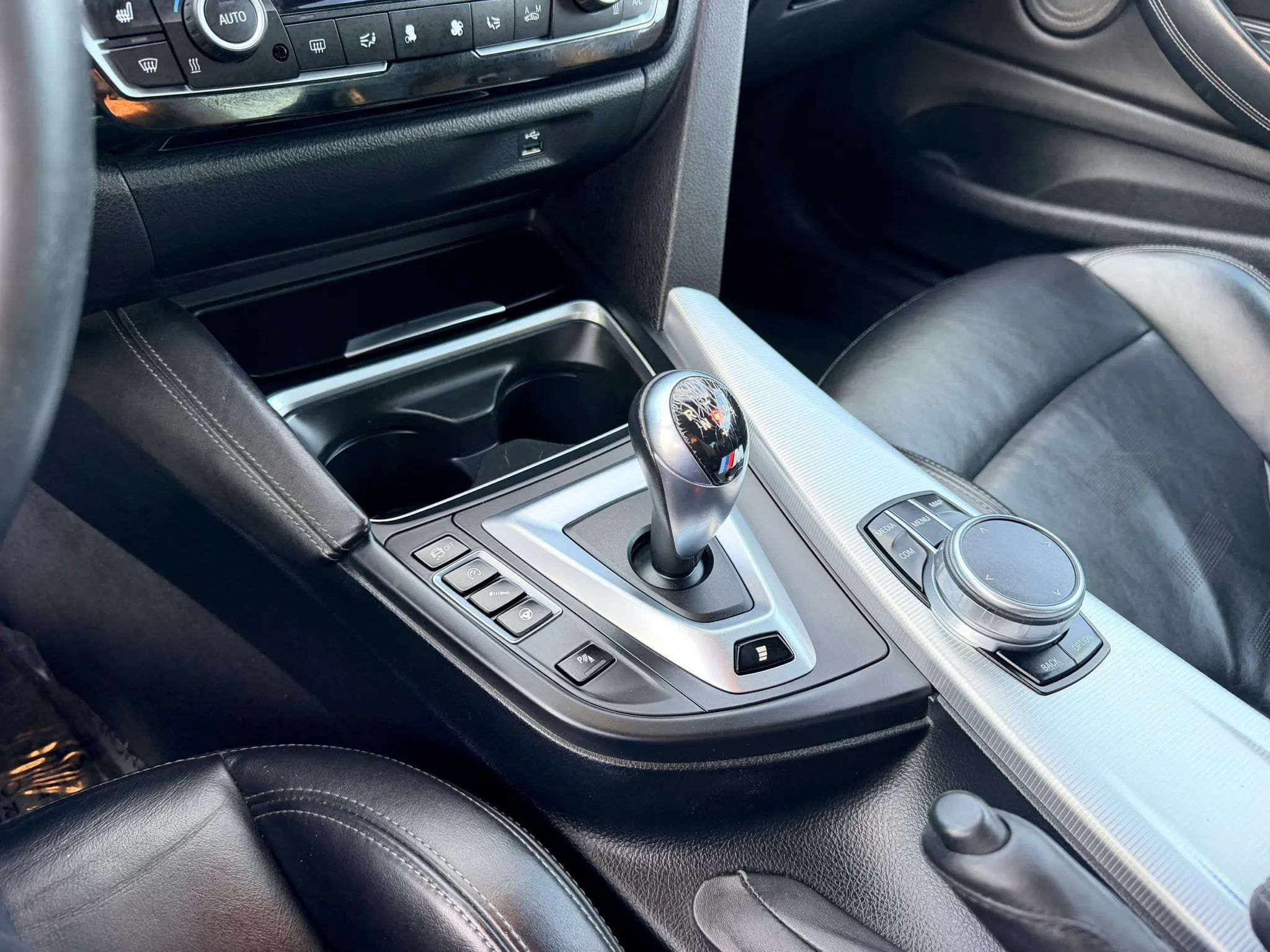Used 2018 BMW M4 Coupe RWD image 15