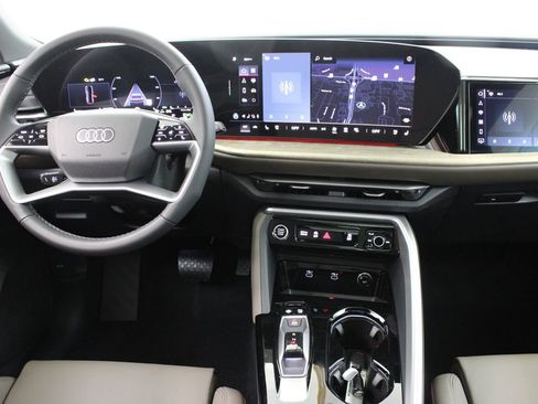 New 2025 Audi Q5 Prestige image 9