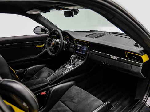 Used 2018 Porsche 911 GT2 RS w/ Weissach Package RWD image 55