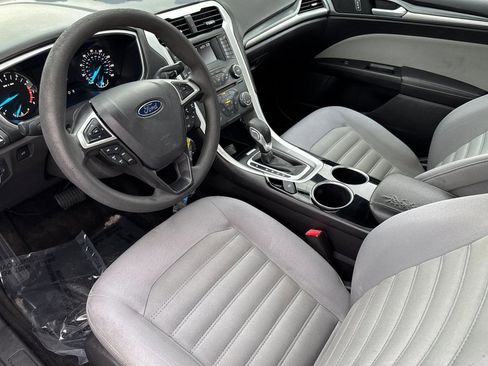 Used 2014 Ford Fusion S image 4