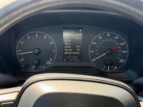 Used 2024 Toyota Corolla LE FWD image 24