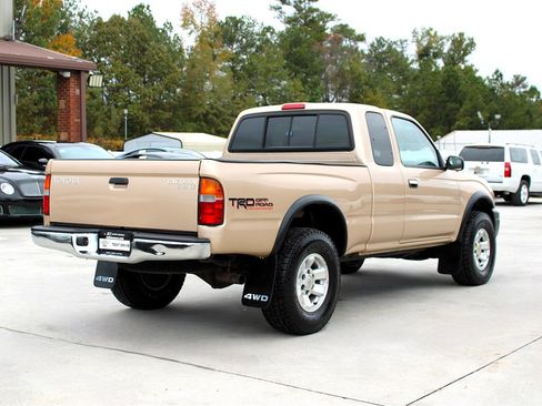 Used 1999 Toyota Tacoma 4x4 Xtracab V6 image 8