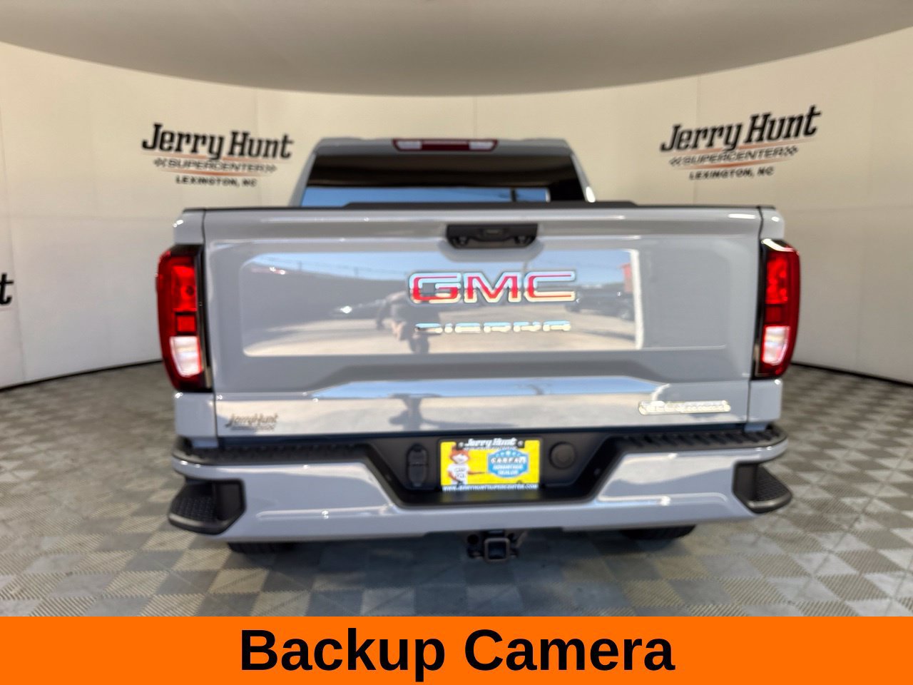 Used 2024 GMC Sierra 1500 Elevation AWD/4WD image 7