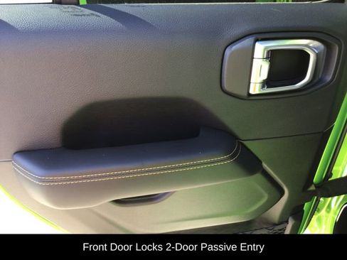 New 2025 Jeep Gladiator Sport w/ Premium Package image 34