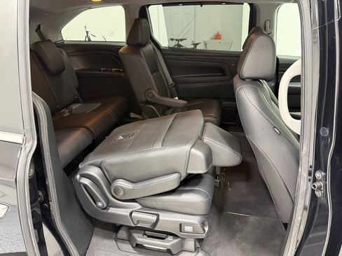 Used 2023 Honda Odyssey EX-L image 30
