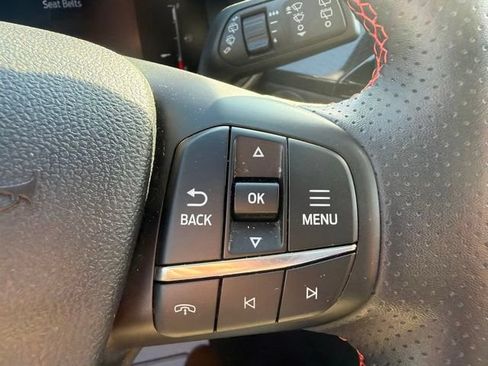 Used 2025 Ford Escape ST-Line Select AWD/4WD image 27
