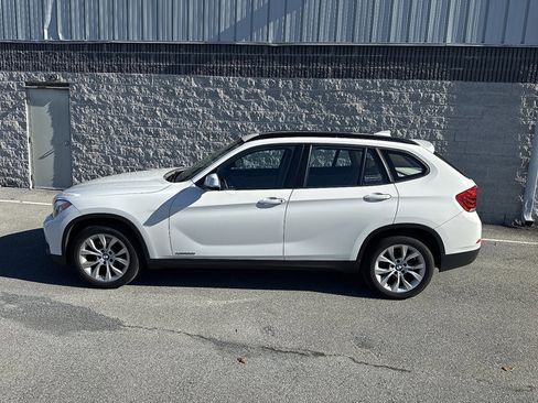 Used 2013 BMW X1 xDrive28i image 2