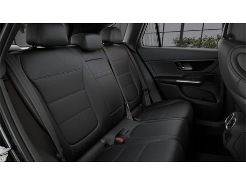 New 2026 Mercedes-Benz GLC 300 4MATIC image 5