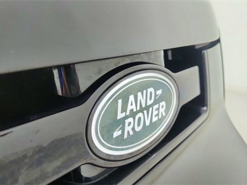 Used 2025 Land Rover Defender 110 X image 16