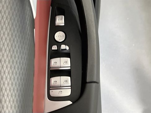 Used 2024 BMW X3 xDrive30i w/ Premium Package image 18