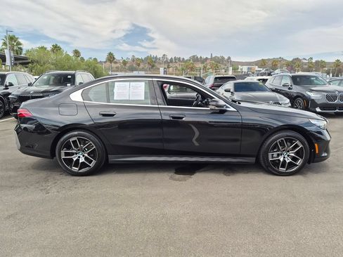 Used 2026 BMW 540i xDrive AWD/4WD image 3