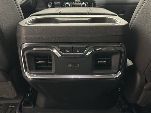 Used 2024 GMC Sierra 1500 SLT w/ SLT Premium Plus Package AWD/4WD image 24