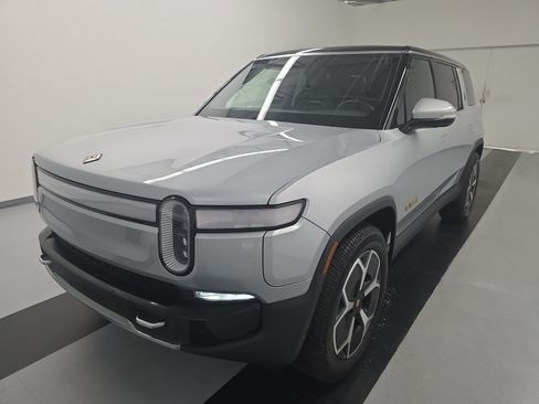 Used 2024 Rivian R1S Adventure AWD/4WD image 1