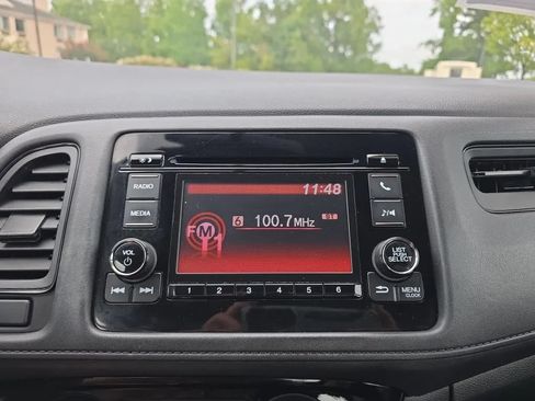Used 2019 Honda HR-V LX image 24