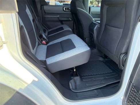 Used 2022 Ford Bronco Big Bend image 15