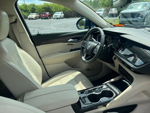 Used 2023 Buick Envision Avenir FWD image 9