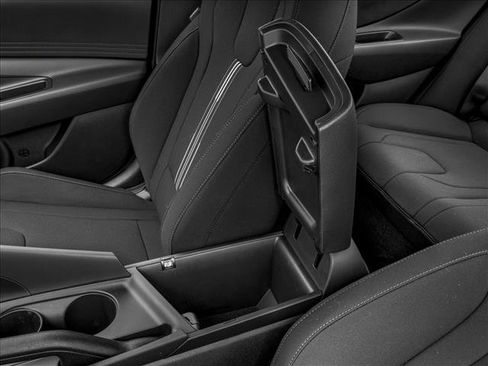 New 2026 Hyundai Elantra SEL Sport FWD image 10