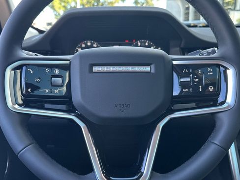 New 2025 Land Rover Discovery Sport S image 17