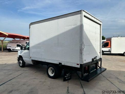 Used 2016 Ford E-350 and Econoline 350 Super Duty RWD image 5