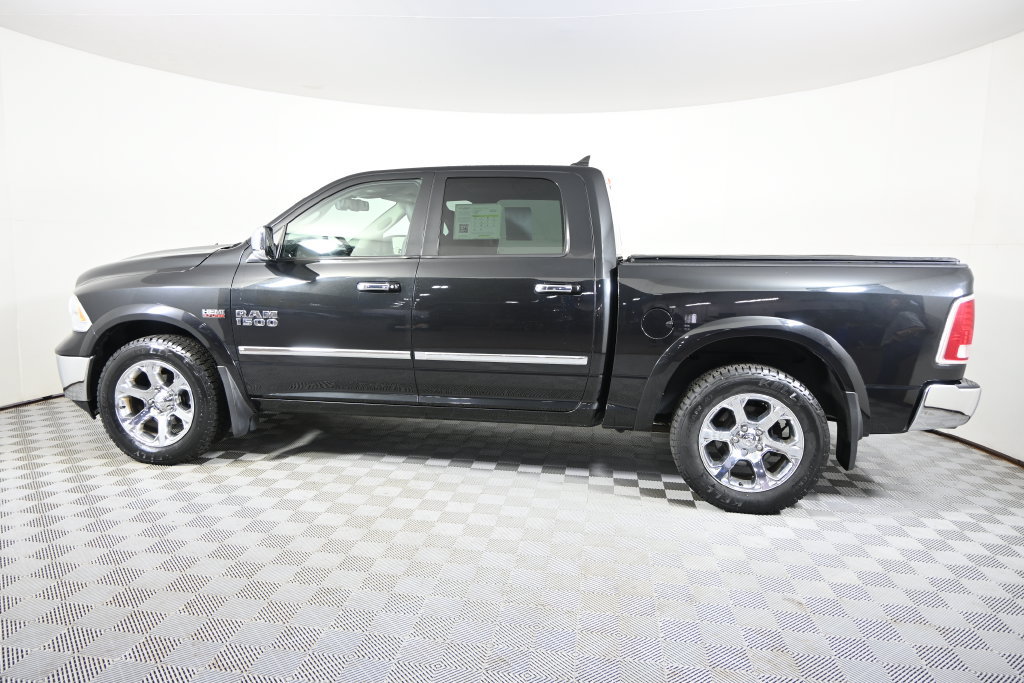 Used 2016 RAM 1500 Laramie w/ Convenience Group AWD/4WD image 3