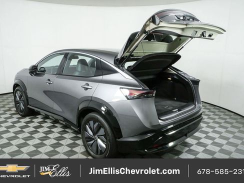 Used 2023 Nissan Ariya FWD image 32