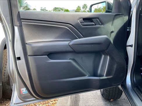 Certified 2023 Chevrolet Colorado Trail Boss w/ Advanced Trailering Package image 21