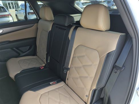 New 2026 Volkswagen Atlas Cross Sport SE image 25