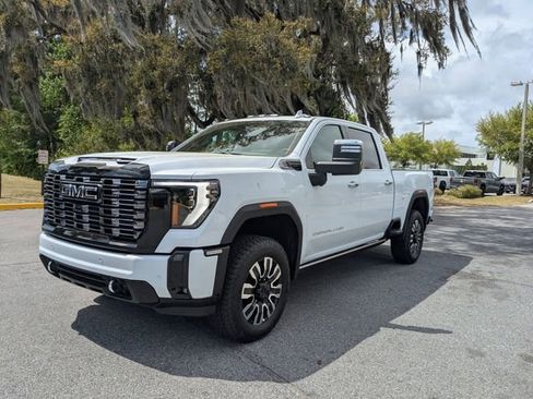 New 2026 GMC Sierra 2500 Denali Ultimate image 8