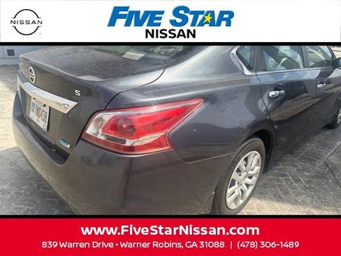 Used 2013 Nissan Altima 2.5 S FWD image 15