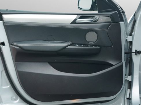 Used 2018 BMW X4 M40i image 52