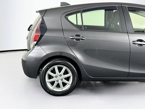 Used 2016 Toyota Prius C Two image 38