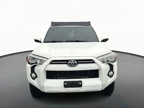 Used 2020 Toyota 4Runner SR5 image 8