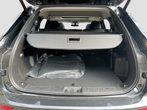 New 2025 Mitsubishi Outlander SE image 28