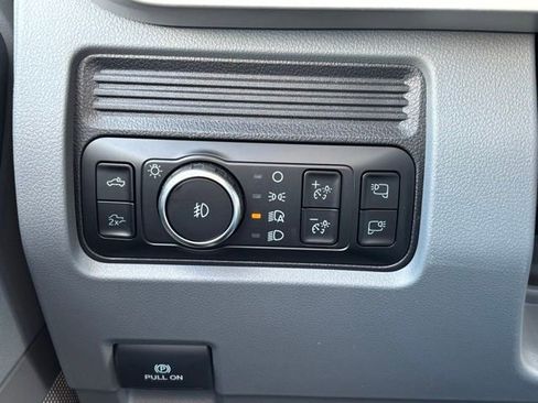 New 2026 Ford F250 XLT w/ XLT Premium Package image 38